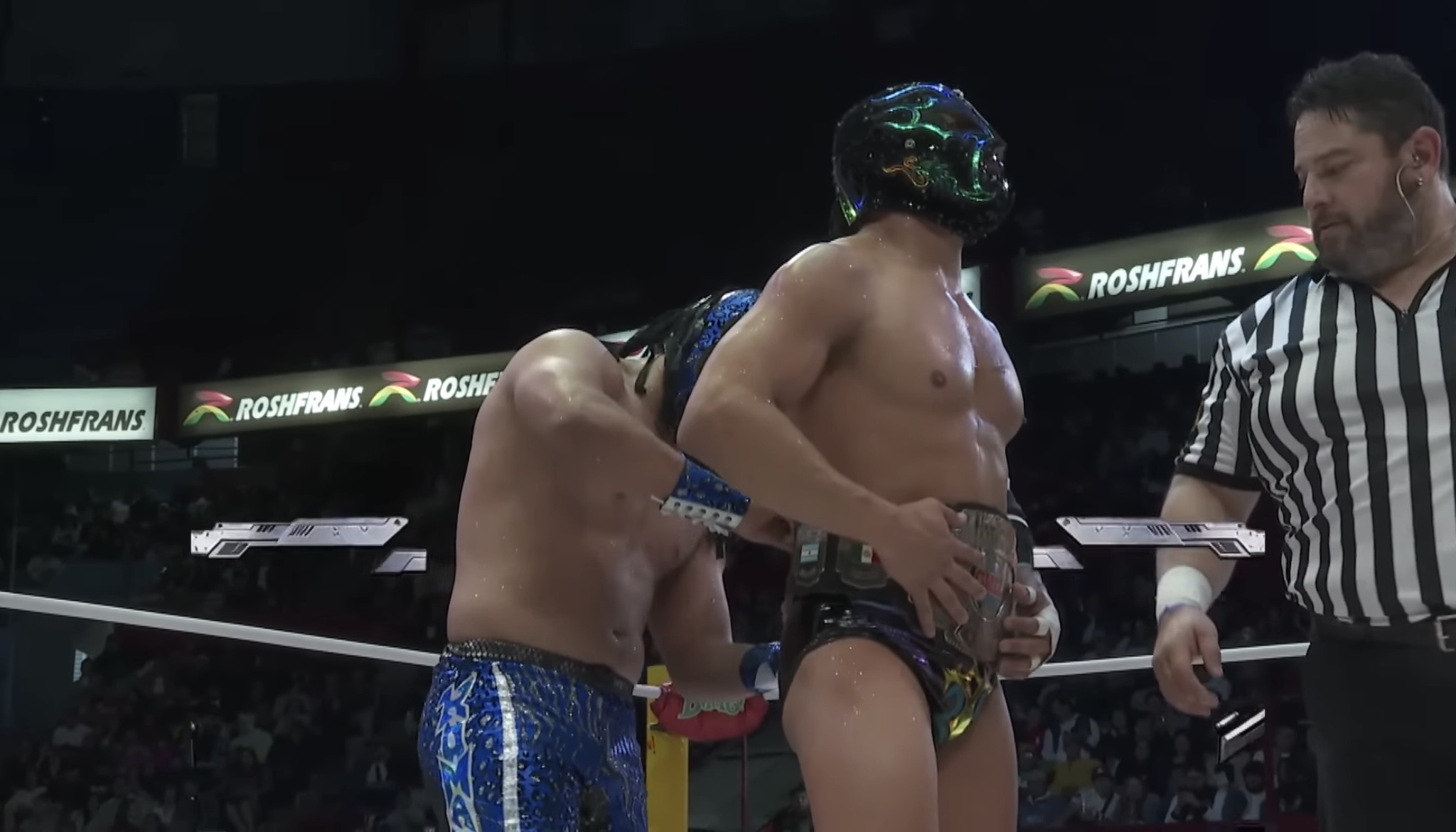 Komander Titán belt